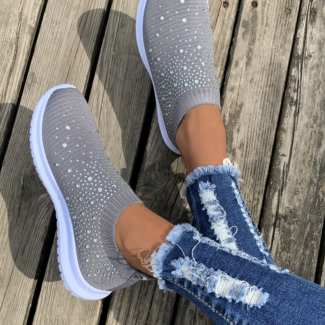 Women's Colorblock Mesh Breathable Sneakers Lightweight Lace-Up Low Top Platform Shoes Comfortable Fabric Inner Sequin Embellishment