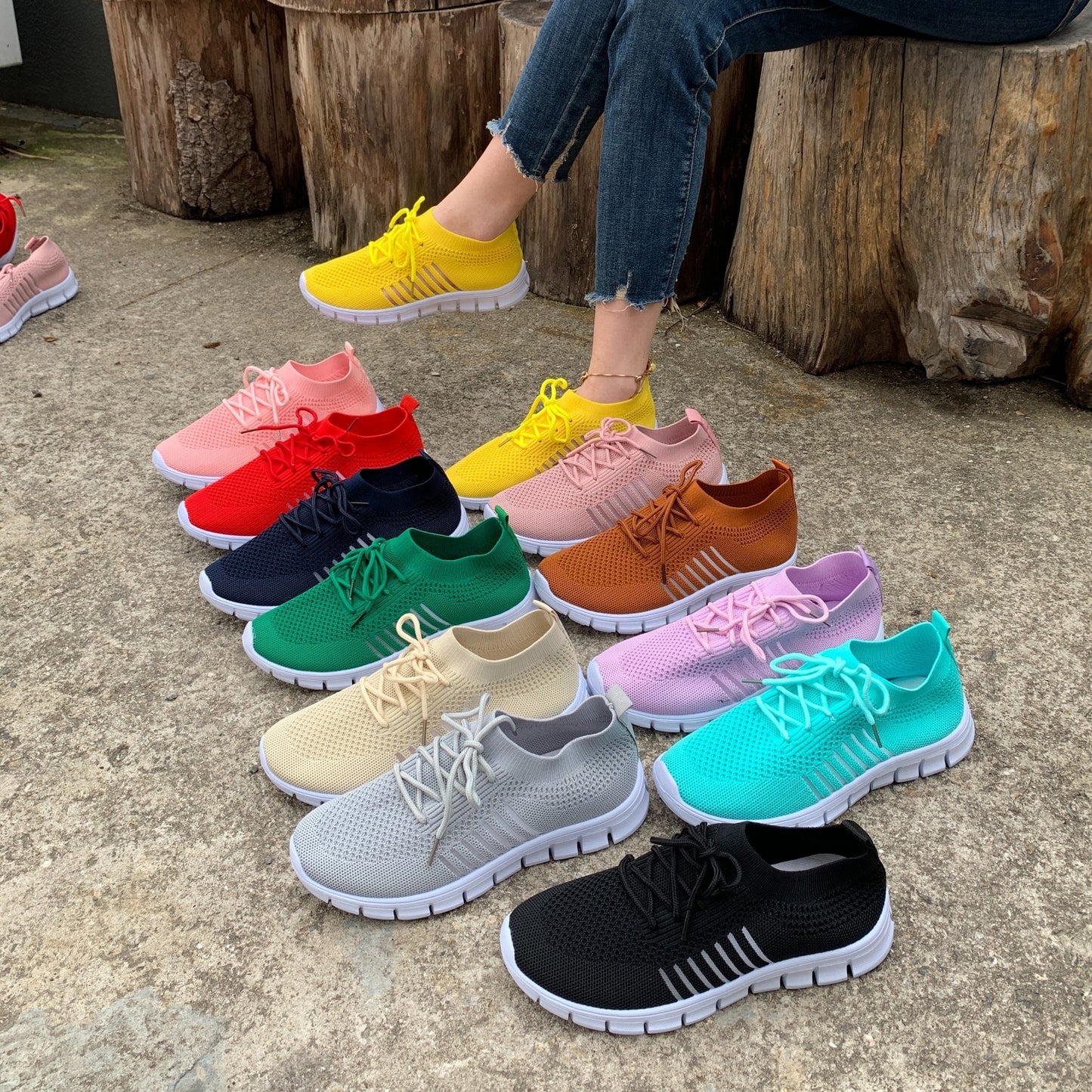 Women's Breathable Lightweight Knit Sneakers Low-Top Lace-Up Fabric Upper PU Sole Casual Running Footwear