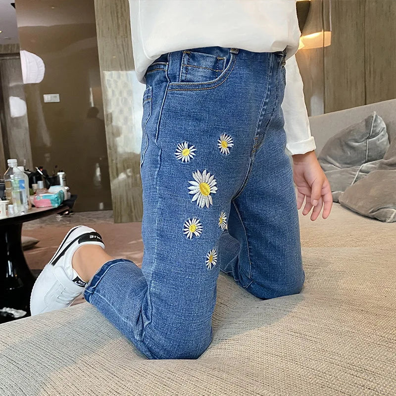 Spring Fashion Kids Jeans Girls Holes Jeans Toddler Baby High Quality Letter Print Elastic Waist Jeans Teen Tight Pencil Pants