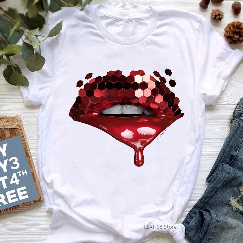 Pink Glitter Lips Graphic Print Tshirt Women'S Clothing Luxurious Makeup T Shirt Haut Femme Aesthetic Clothes T-Shirt