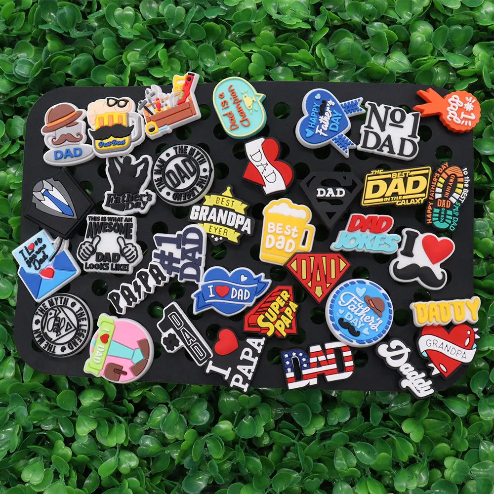 1PCS 'I Love Dad' PVC Shoe Button Charm for Father's Day Papa Sandals Decorations DIY Sweet Holiday Gift Idea