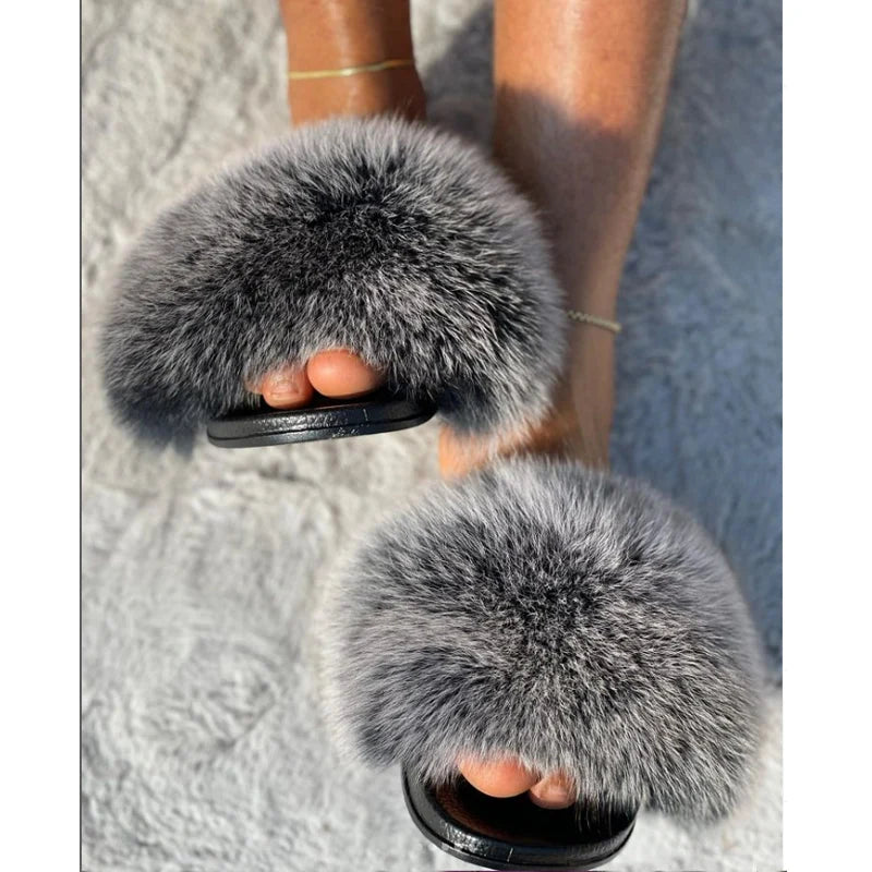 Rainbow Fur Slides Women's Furry Plush Raccoon Fox Fur Slippers Indoor Flat Non-Slip Summer Beach Flip Flops Large Size Sandals