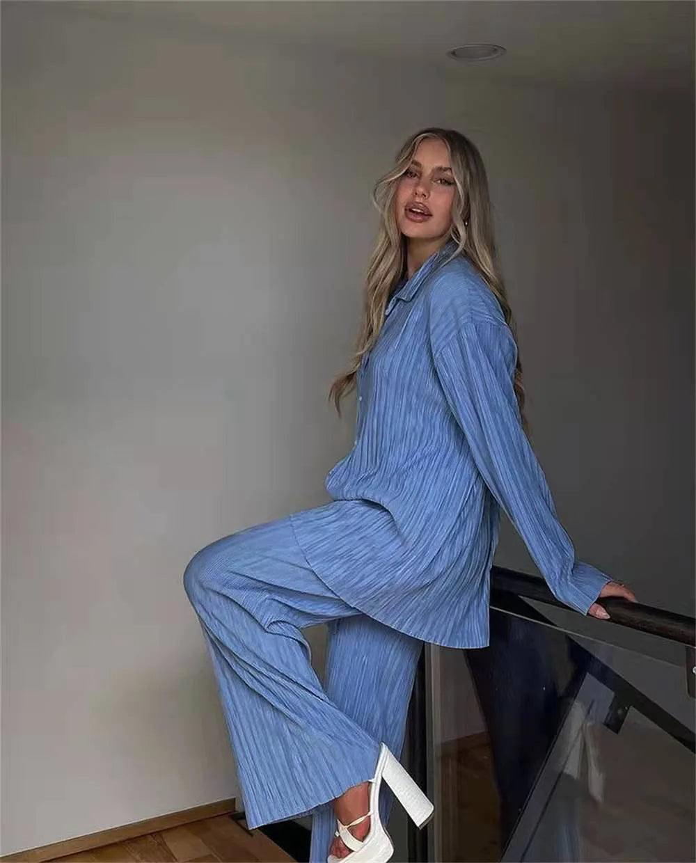 New Spring And Autumn Suit Women's Pleated Lapel Shirt Loose Casual Suit Solid Color Drape Pleated Casual Suit