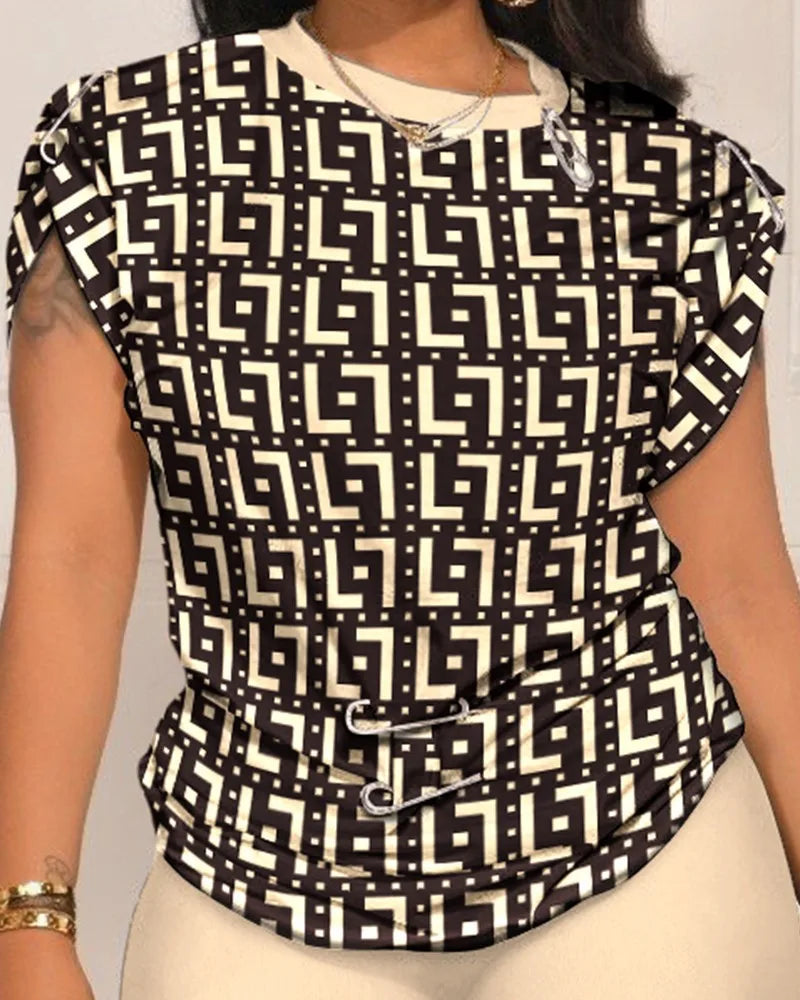Casual Short Sleeve Tshirt Shorts Set Office Lady Spring Summer Fashion O-neck Letter Print Two Piece Set Women Outfit 2023