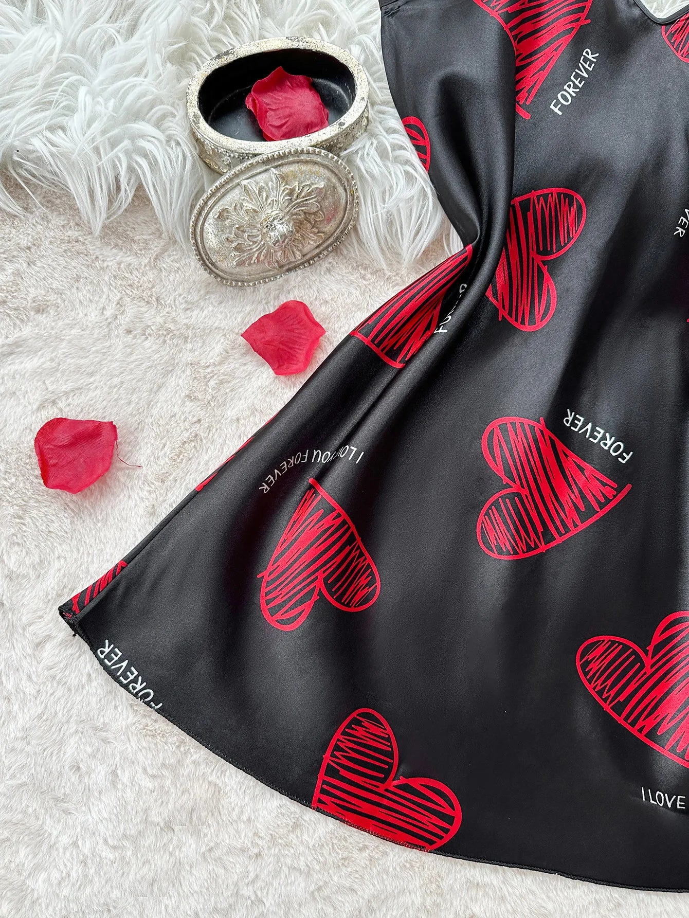 Women's Red Lip Print Satin Nightdress V Neck Backless Mini Sleep Dress Valentine's Day Theme Sleepwear Polyester above Knee