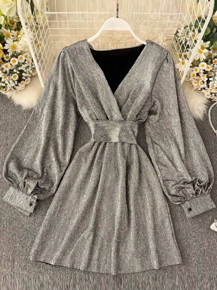 Spring Autumn Women's Bright Color Dress V-neck Lantern Sleeve Gold Bright Silk Lace Retro Dress Female Sexy Party Dress GD205