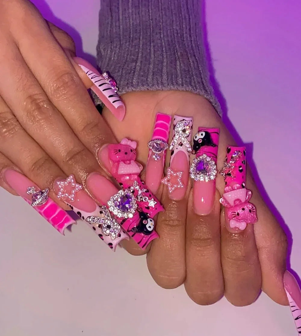 Xxl Euro-Americaen Long Square Cartoon Fake Nails Hello Kitty Mymelody Kuromi Luxury Diamond Handmade Nail Tips Party Sticker