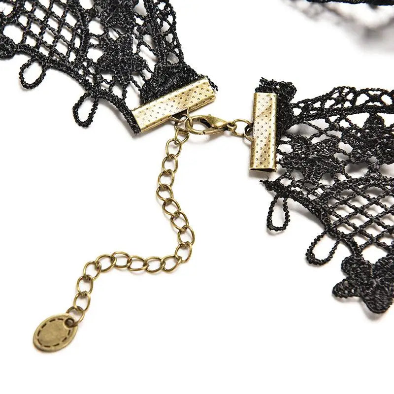 Fashion Cocktail Evening Party Dress Jewelry Victorian Gothic Halloween Red Rhinestone Charms Vampire Maxi Necklace Choker