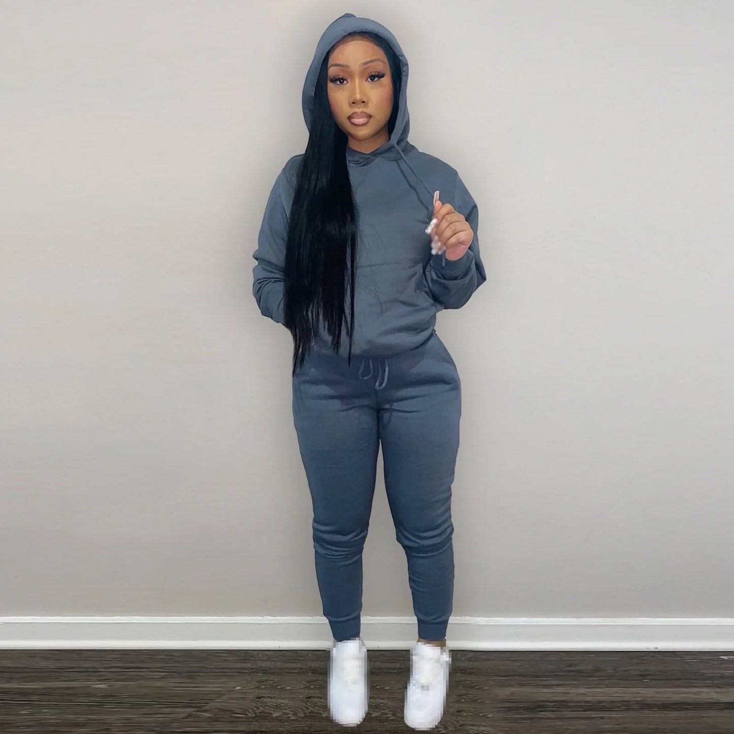 Women's 2-Piece Fall Outfit Set: Stylish Tracksuits and Sweatpants for Wholesale