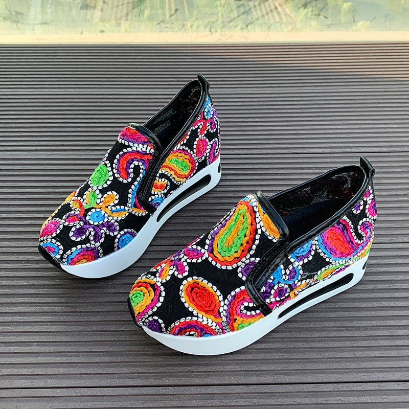 Embroidery Thick Platform Sneakers Women 2024Autumn Breathable Mesh Loafers Woman Plus Size 42 Slip on Wedge Heels Casual Shoes