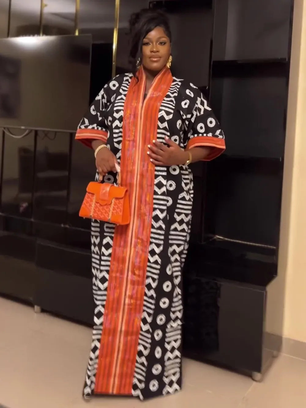 Abayas For Women Dubai Luxury 2025 African Muslim Fashion Dress Caftan Marocain Evening Party Dresses Boubou Robe Djellaba Femme