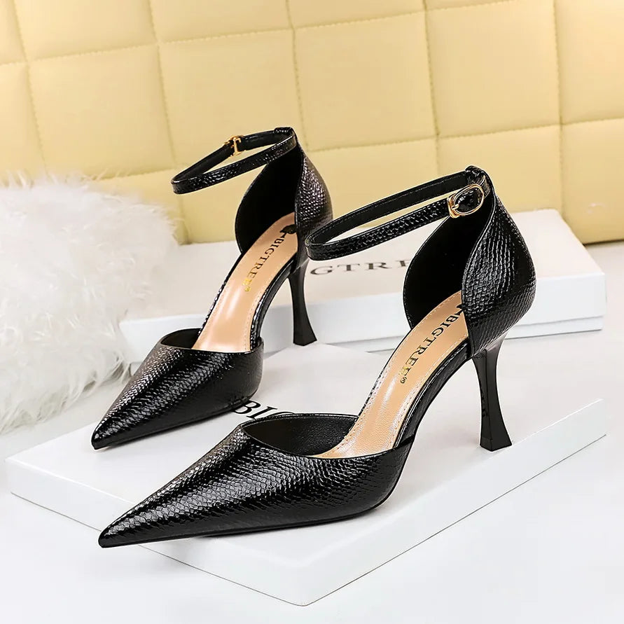 Summer Women 8cm High Heels Nude Glossy Leather Sandals Gladiator Nightclub Sandles Lady Mid Heels Ankle Strap Party Prom Shoes