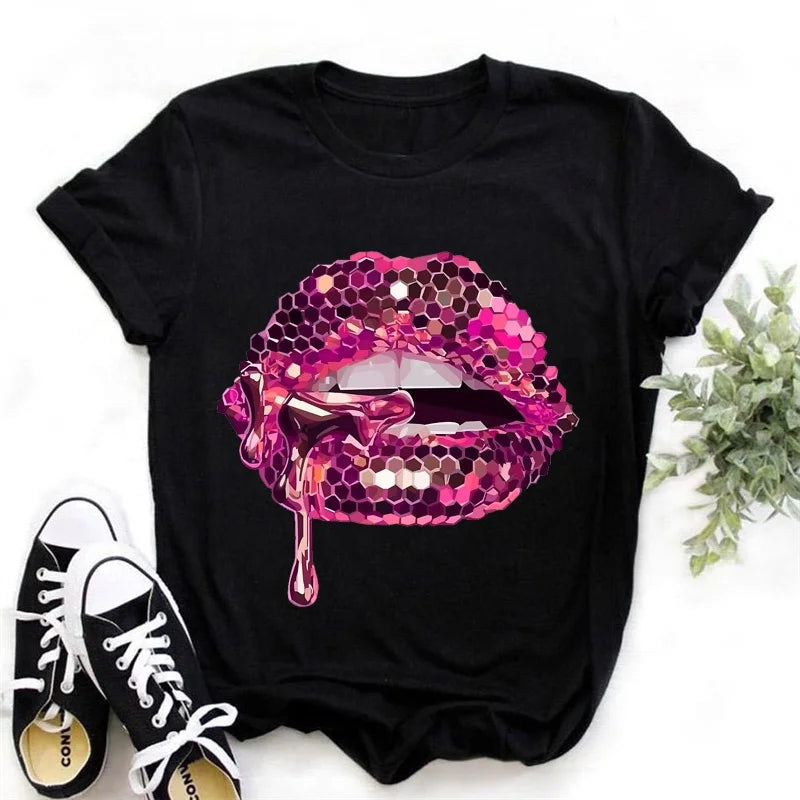 Pink Glitter Lips Graphic Print Tshirt Women'S Clothing Luxurious Makeup T Shirt Haut Femme Aesthetic Clothes T-Shirt