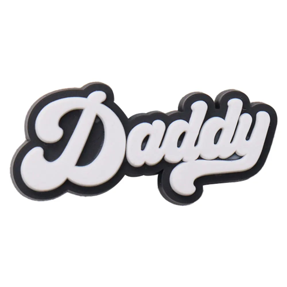 1PCS 'I Love Dad' PVC Shoe Button Charm for Father's Day Papa Sandals Decorations DIY Sweet Holiday Gift Idea