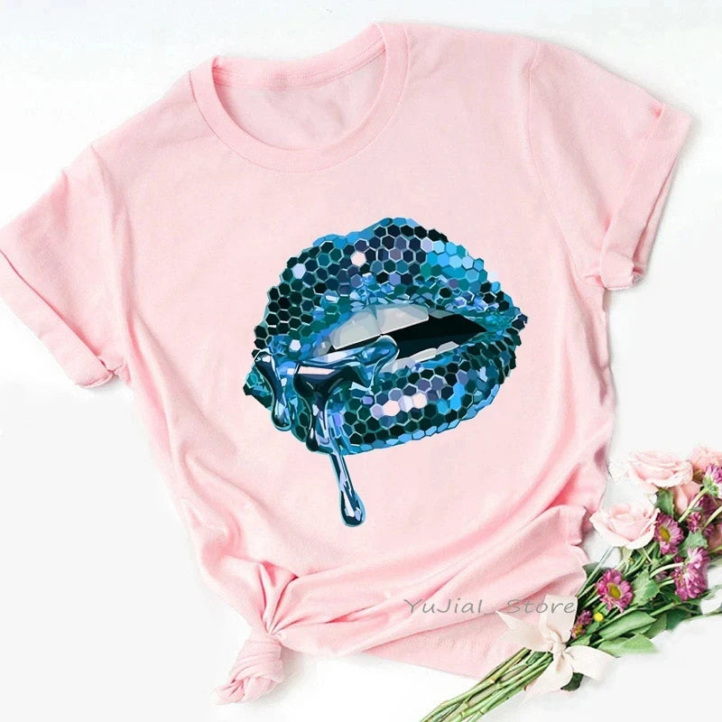Pink Glitter Lips Graphic Print Tshirt Women'S Clothing Luxurious Makeup T Shirt Haut Femme Aesthetic Clothes T-Shirt