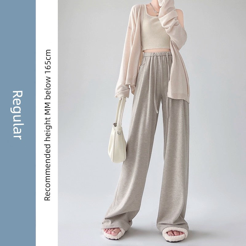 Regular concierge tier loungewear set with cardigan, wide-leg pants, and slippers, recommended for height below 165cm.