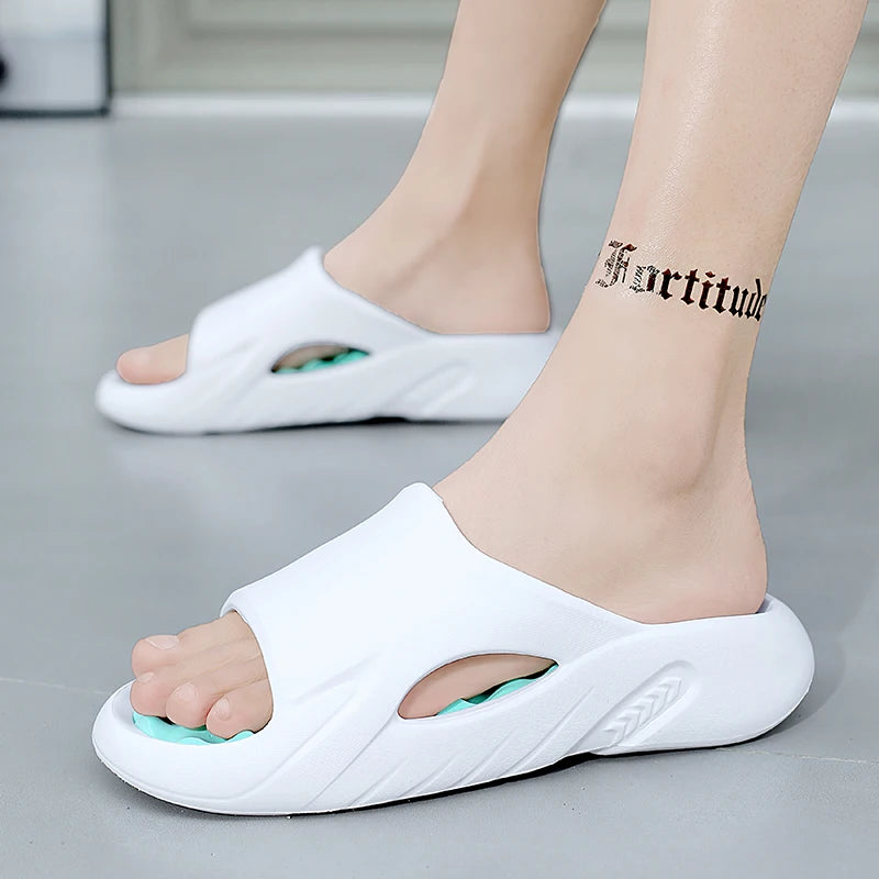 Men Slippers Summer New EVA Soft-soled Platform Slides Sandals Indoor Outdoor Walking Beach Shoes Flip Flops Big Size 38-47
