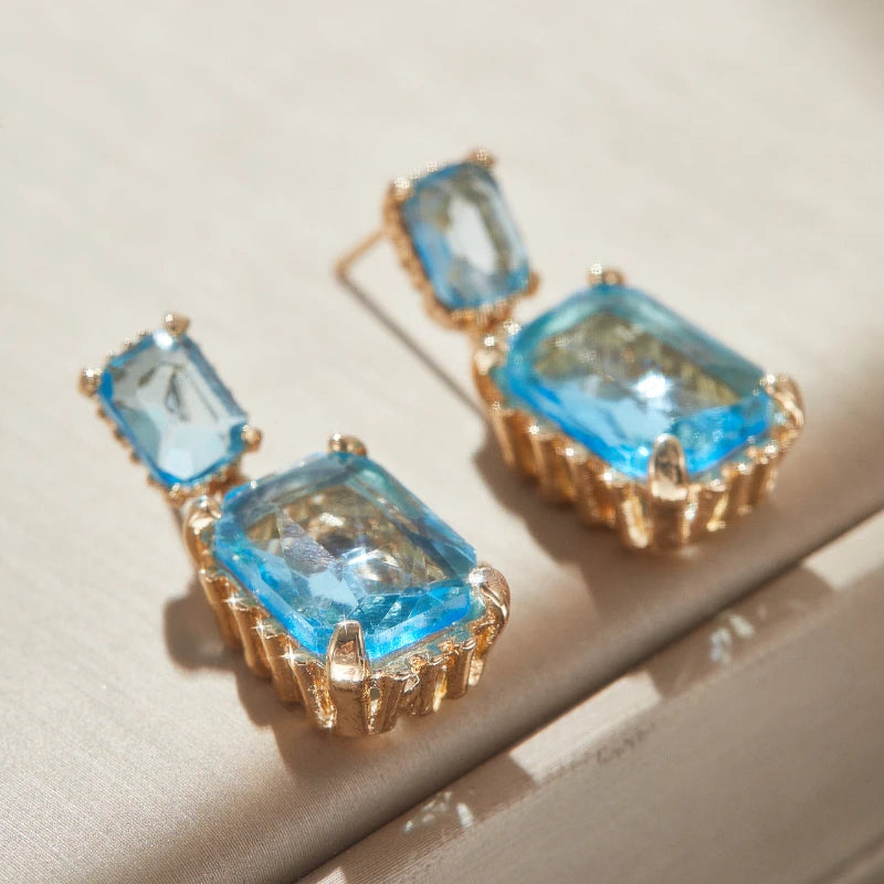 1 Pair Fashionable and Minimalist Style Inlaid with Cubic Zirconia Drop Hook Earrings Jewelry Gift