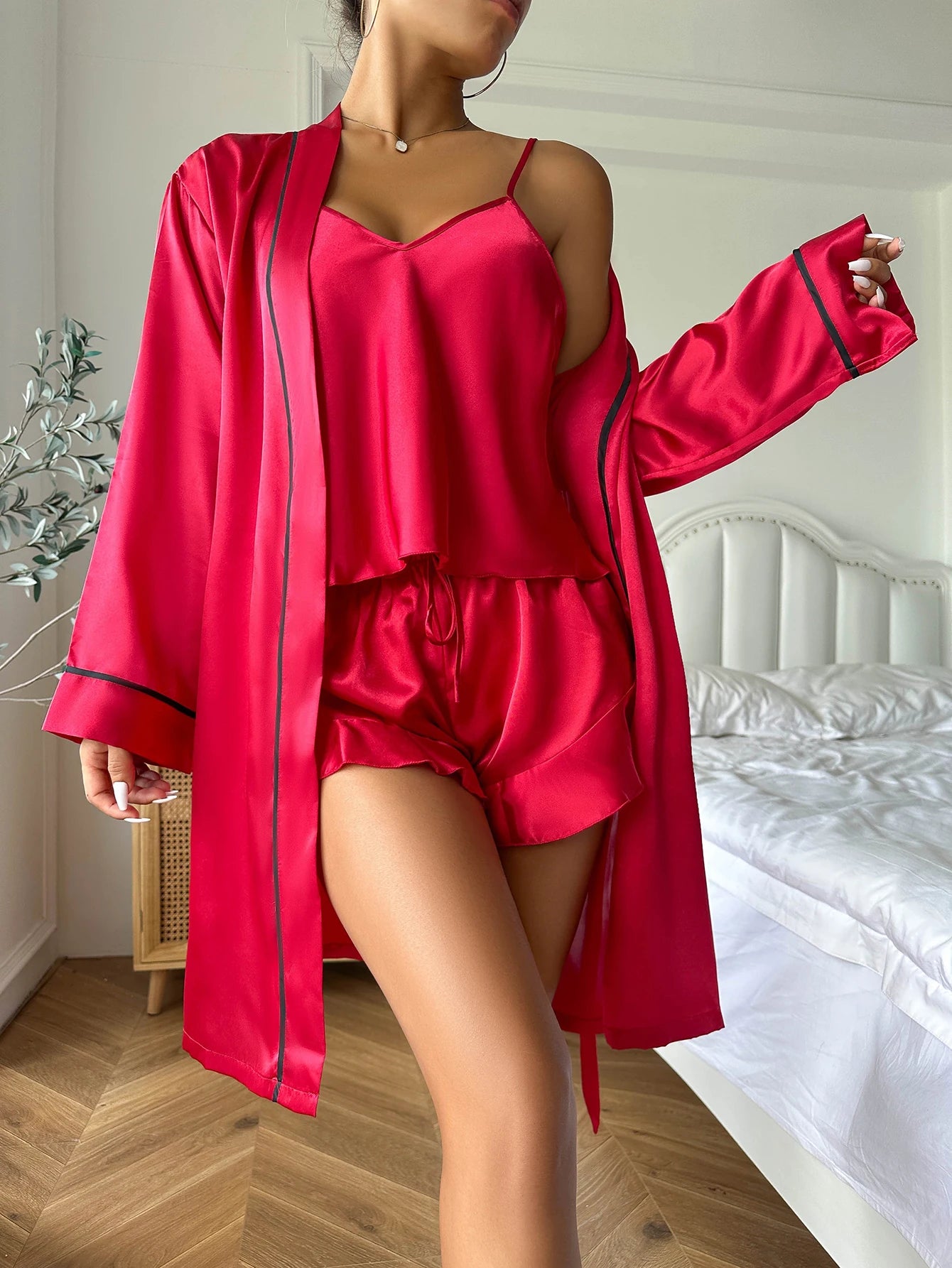Elegant 3-Piece Women's Silk Pajamas Set Autumn Winter Camisole Shorts Nightgown Comfortable V-Neck Sleepwear for Home Use