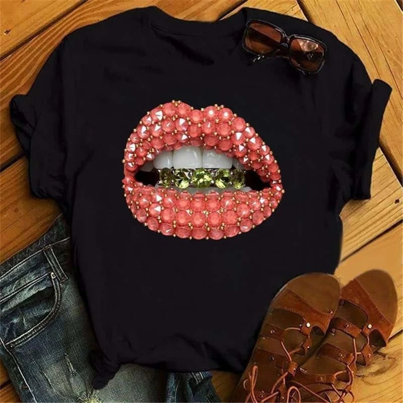 Sexy And Hot Red Lips Graphic T-shirt Women Clothing 3D Print Fashion Leopard Lover Gesture Tee Shirts Summer Harajuku Leisure